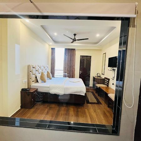 مبيت وإفطار شيملا Ambrosia Grand المظهر الخارجي الصورة